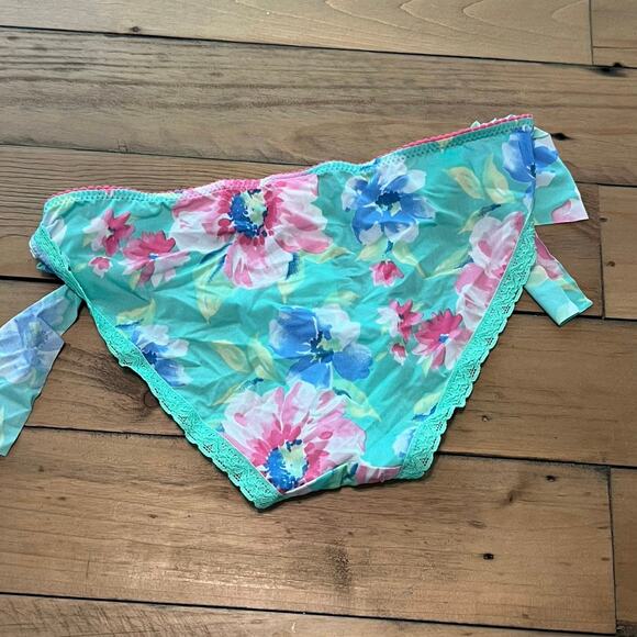 Hollister Panties XS NWT - Picture 2 of 3